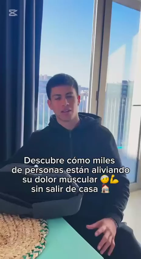 Cargar video: David, un estudiante universitario, comparte cómo The Massage Mate lo ayuda a relajarse después de largas sesiones de estudio